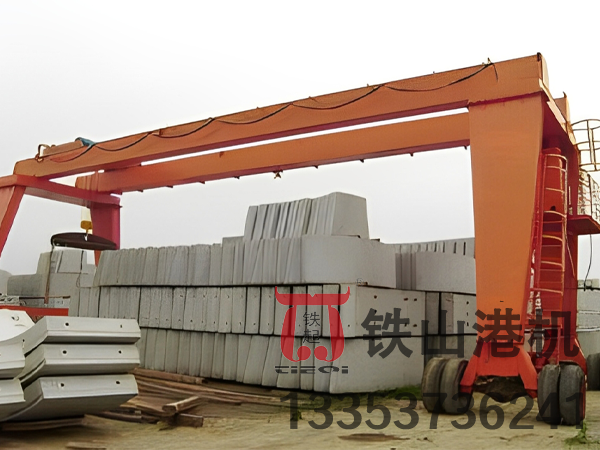 重慶輪胎式集裝箱龍門吊廠家售后24小時(shí)極速響應(yīng)